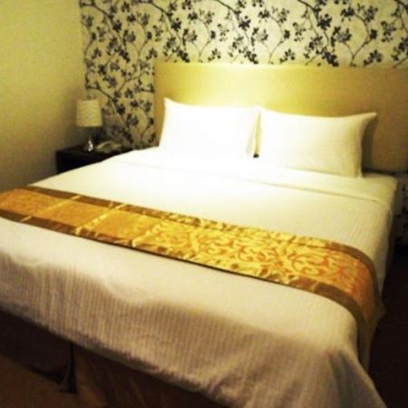 8 Days Boutique Hotel @ Mount Austin Jb Johor Bahru Luaran gambar
